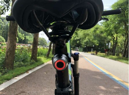 Fietsachterlicht 100 lumen RL-03